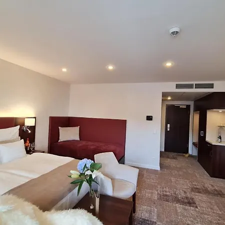 Flamingó Wellness Szálloda 4*