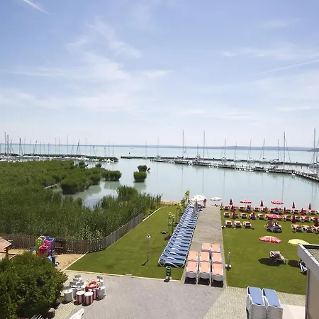 Flamingó Wellness Szálloda Balatonfüred